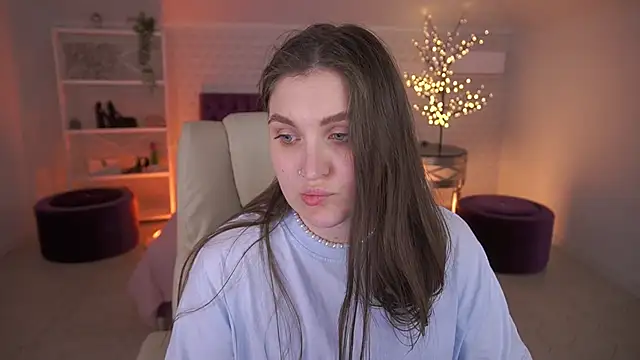 EmmyCharmm – Naživo XXX chat