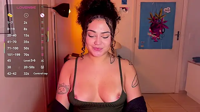 Chat +18 de ann4montez_ ao vivo
