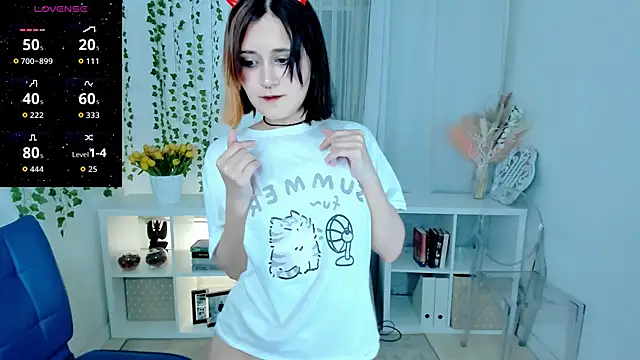 Alexa_Lexi_のライブXXXチャット