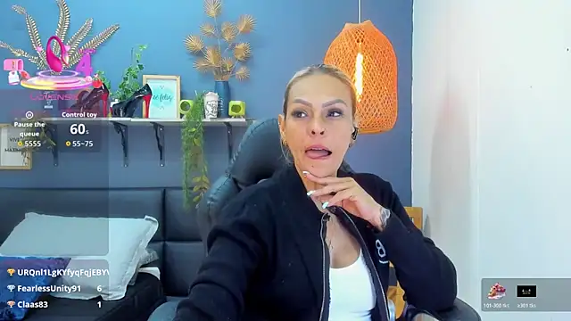 Chatroom XXX en direct de yessila_parker