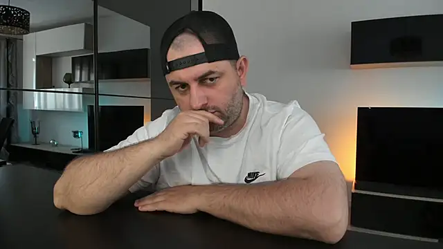 Chatroom XXX en direct de DravenPeak