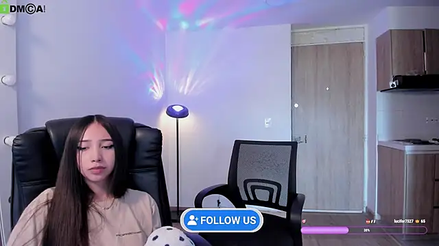 Mikeyvioleta_ 现场XXX聊天