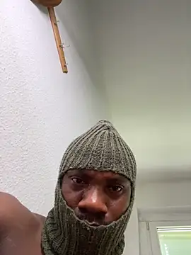 Онлайн чат XXX sexybitchandhotdick