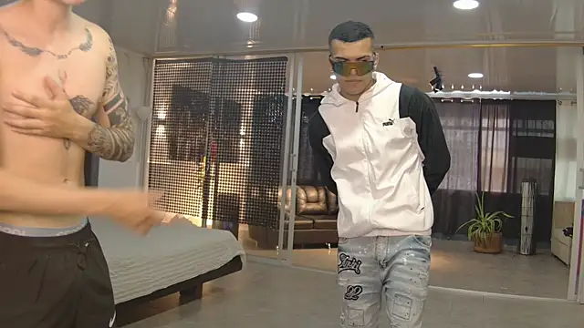 Boysgang_sex Webcam-Show