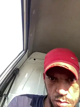 iRealYFuckGood 网络视讯表演