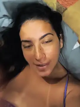 Chat +18 de Danivinix ao vivo