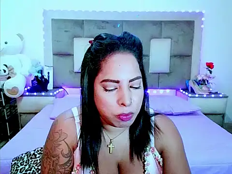 indiantopaz694u – Live XXX-chat