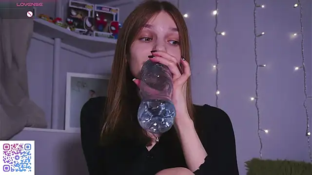 OpsiBoobsi XXX чат на живо