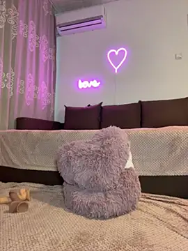 Sabrinedivinee's Live XXX Chat