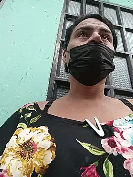 Chat +18 de zamarasexy ao vivo