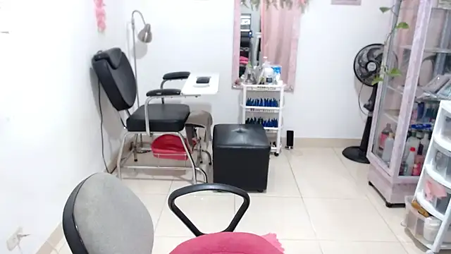 Chat +18 de titsbiglovers ao vivo