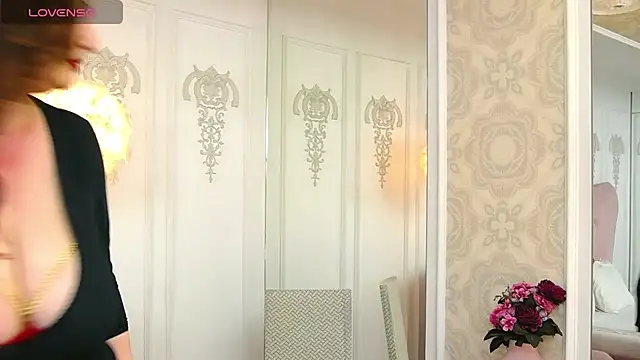 JudithCombs XXX чат на живо
