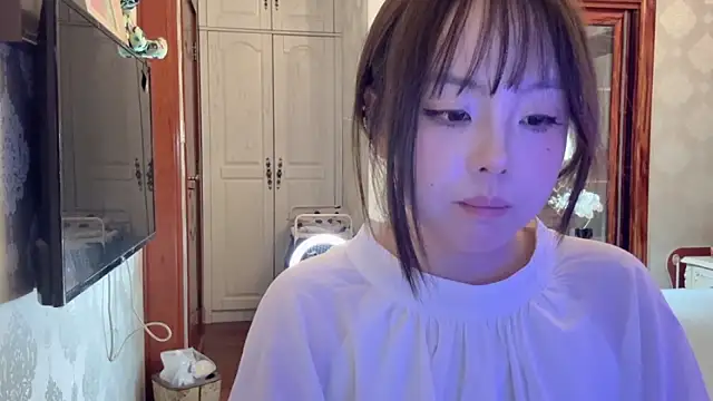 LongLongQueen 即時 XXX 聊天
