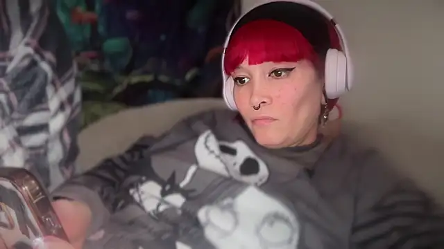 Chat +18 de FRRANNKIE ao vivo