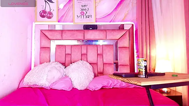 Chat +18 de Melody_TSweet ao vivo