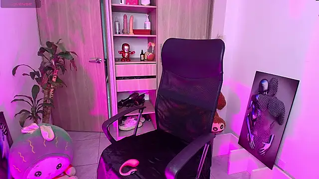 sharlottxl live XXX chat