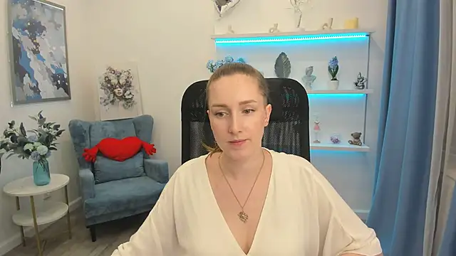 CaseyTerini's Live XXX Chat