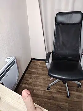 Chat +18 de MickeQuinee ao vivo