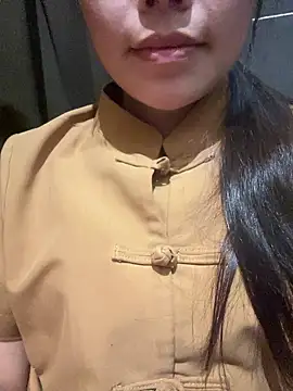 Chat +18 de Bella_7777 ao vivo