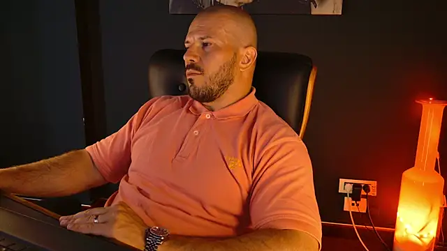 Chat +18 de AngeloEric ao vivo
