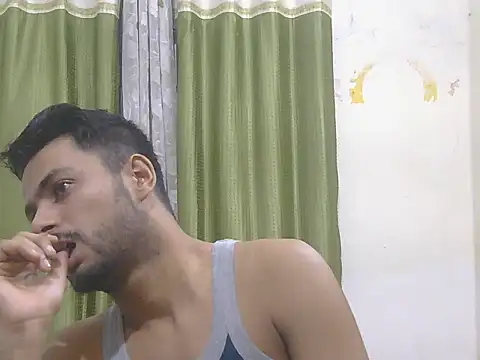Živý XXX chat Stubborndesiboy