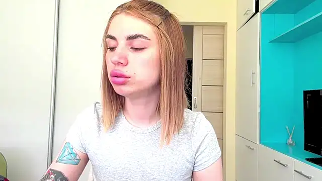 CasseyParnes XXX чат на живо