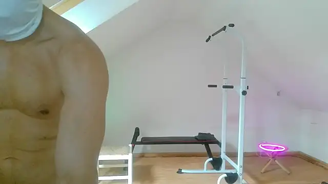 XXX chat uživo modela NinjaLaser
