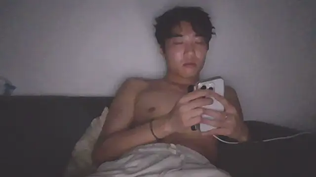 YourBadboy718 现场XXX聊天