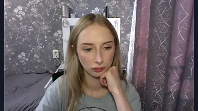JennaLomeri's Live XXX Chat
