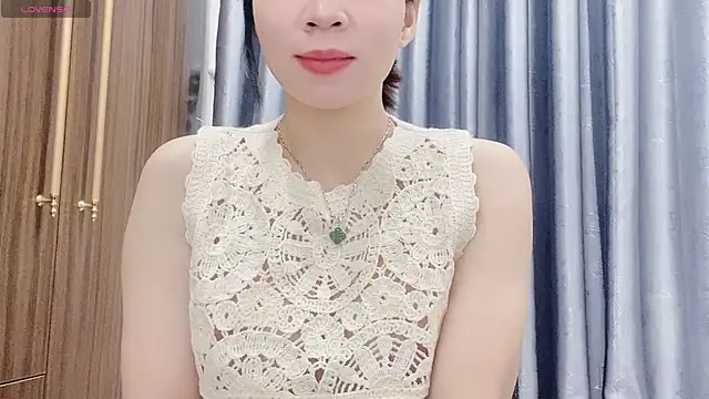 Ryo-Jisoo Obrolan Langsung XXX