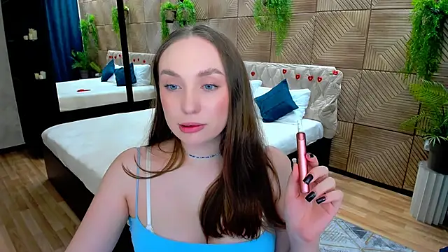 TrueReincarnation Chat XXX in diretta
