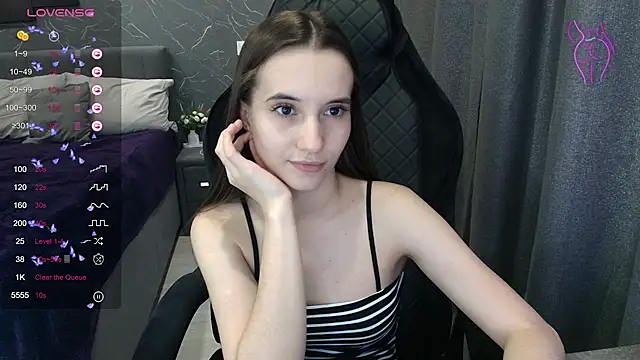 Alice_Weiss' Live XXX Chat