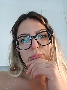 Živý XXX chat dolcehelena993