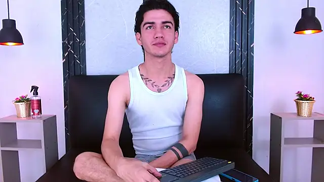 Chat XXX en directo de Feiccer_Castquer