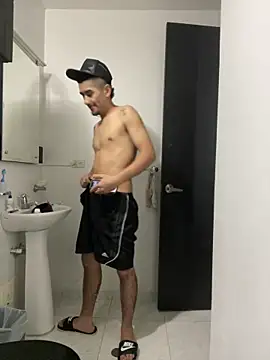 Chat +18 de royalgirls_x ao vivo