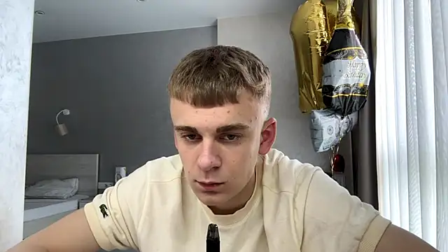 SoloFury Live XXX Chat