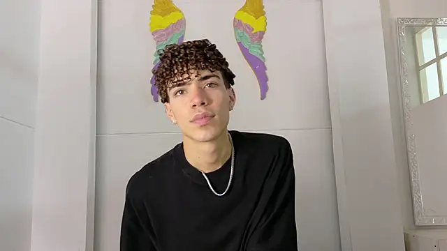 Monyel_Blake XXX чат на живо