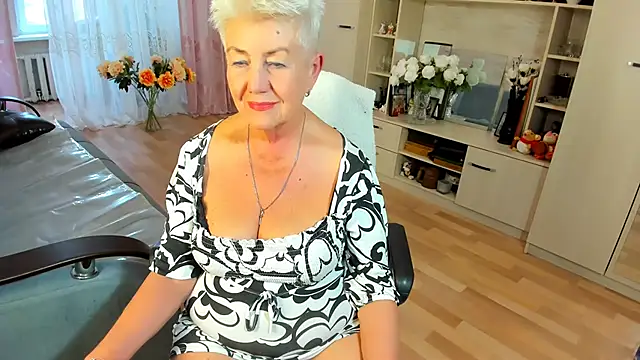 HotandMature Adlı Modelin Canlı XXX Sohbeti
