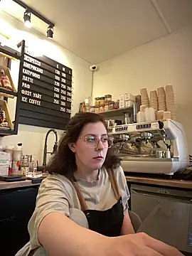 cinnabon_'s Live XXX Chat