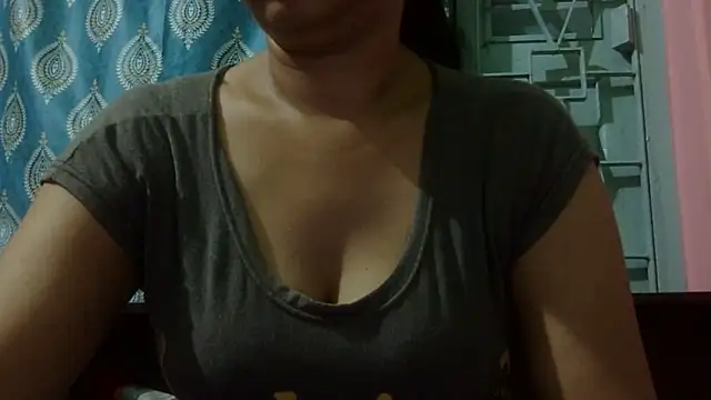 AVNI09- 现场XXX聊天