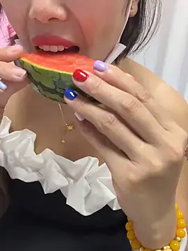 milkwine 即時 XXX 聊天