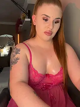 RedFoxQueen élő XXX-chatje