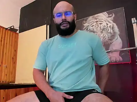 Luke__09 Chat XXX in diretta