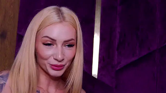 AngieShae 现场XXX聊天