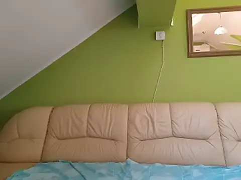 milfhot44's Live XXX Chat