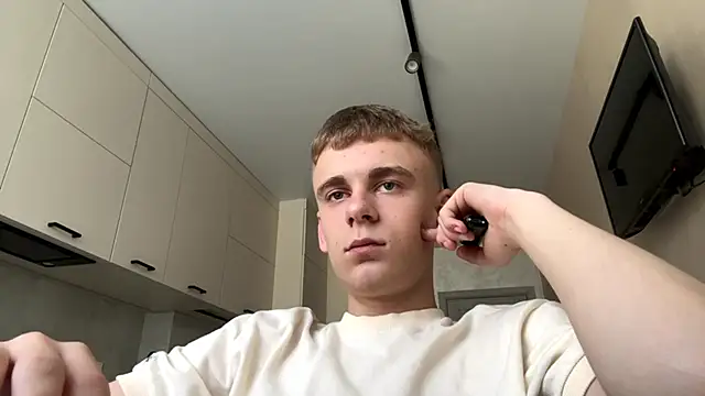 SoloFury 라이브 XXX 채팅