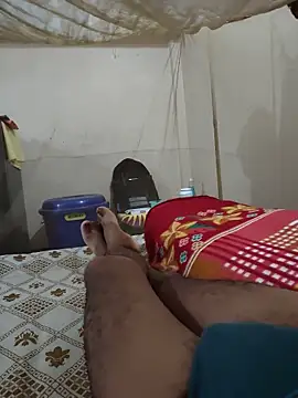 INDIAN_CHEESY-BOSS' Live XXX Chat