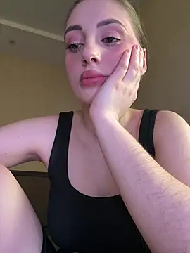 XXX chat uživo modela EmersonBenet