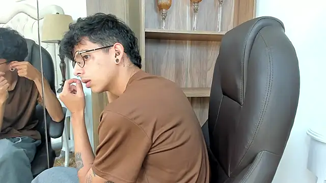 Chat XXX ao vivo de Ibratxandy