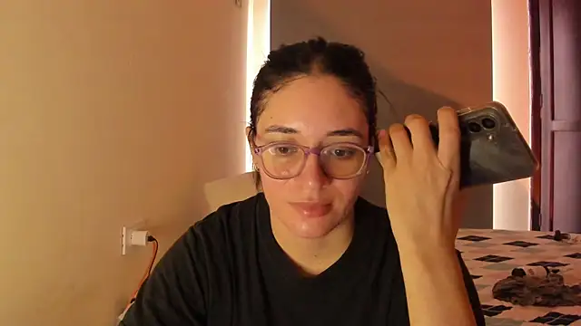 atenas_05_ – Live XXX-chat
